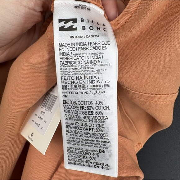 NWT Billabong Women's Wild Pursuit Romper Overalls M Orange Lightweight Shorts - Picture 8 of 12